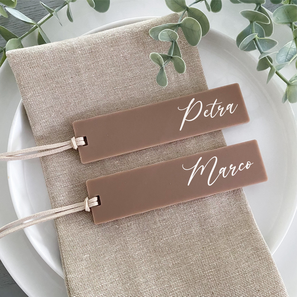 Personalised Slim design modern luggage tags weddings favours. In colurs green, pink, latte, beige. These make perfect cheap wedding favour and place cards. 